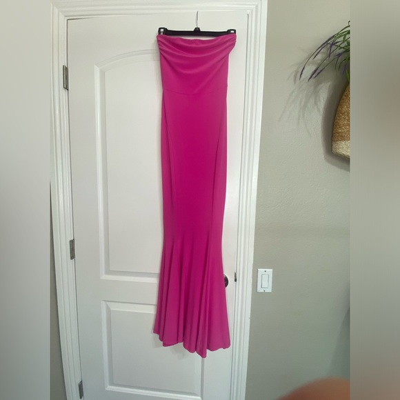 Orchid Pink Norma Kamali strapless fishtale gown - Picture 6 of 8